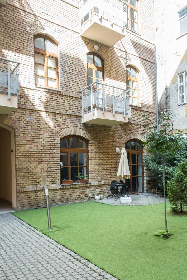 Aradi Apartment بودابست المظهر الخارجي الصورة