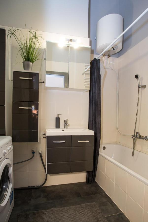 Aradi Apartment بودابست المظهر الخارجي الصورة